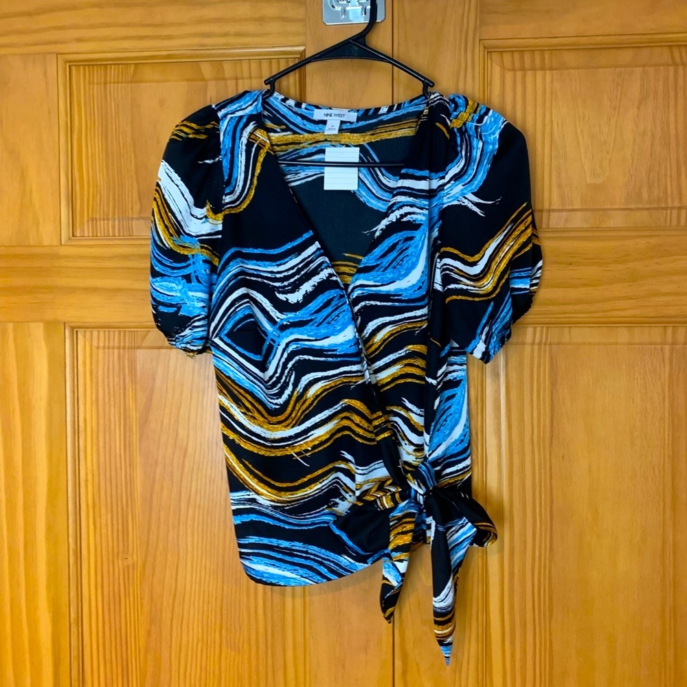 Nine West Silky Shirt, wrap style shirt sleeve, size medium
